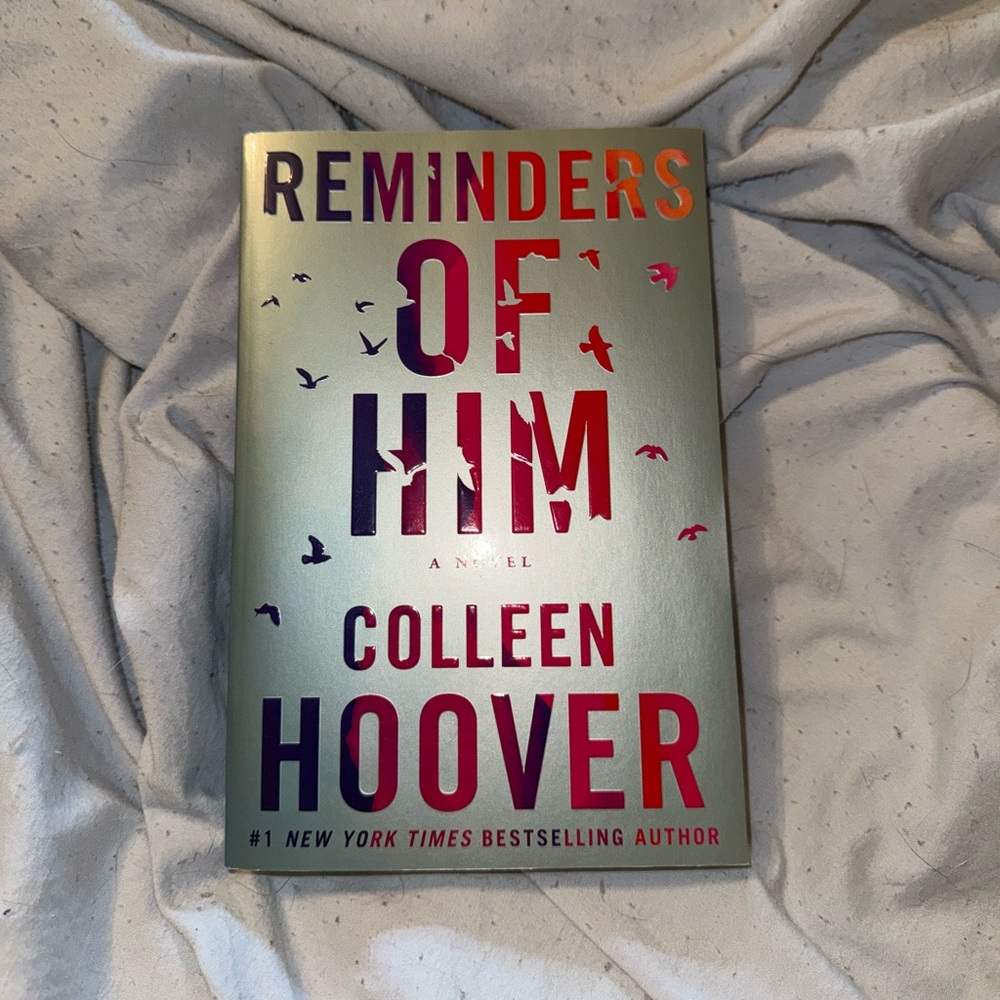 Reminders of Him book by Colleen Hoover
